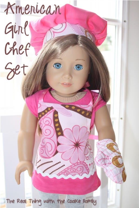 American Girl Doll Pattern to make a skirt and a cute chef set. #Sewing #AmericanGirlDoll #RealCoake