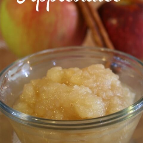 Love crockpot recipes! This crockpot applesauce recipe is so delicious and it is easy too! It smells almost as good as it tastes.