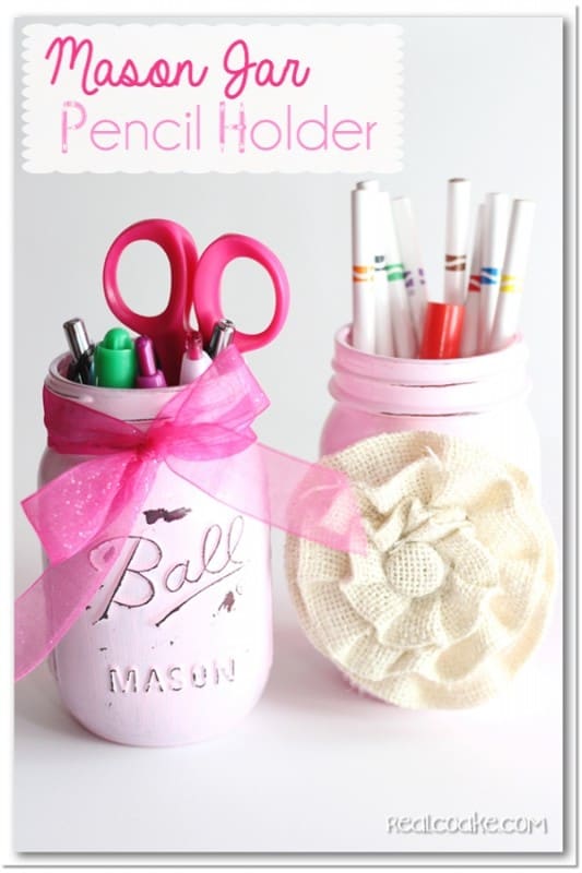 Cute and simple #MasonJar #craft to make a pencil holder. #GiftIdeas #RealCoake