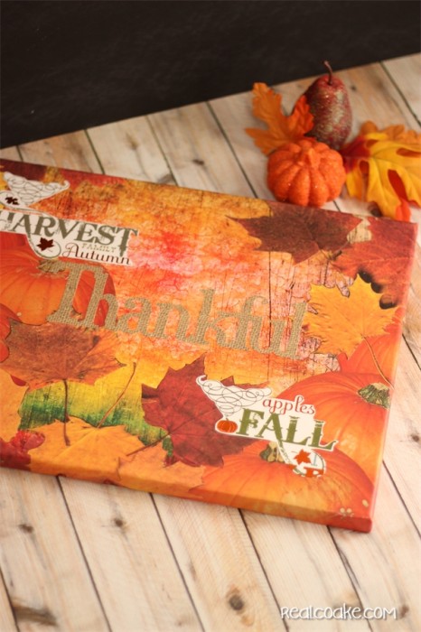 Beautiful, easy to create and inexpensive DIY wall art - perfect for each Thanksgiving decorations