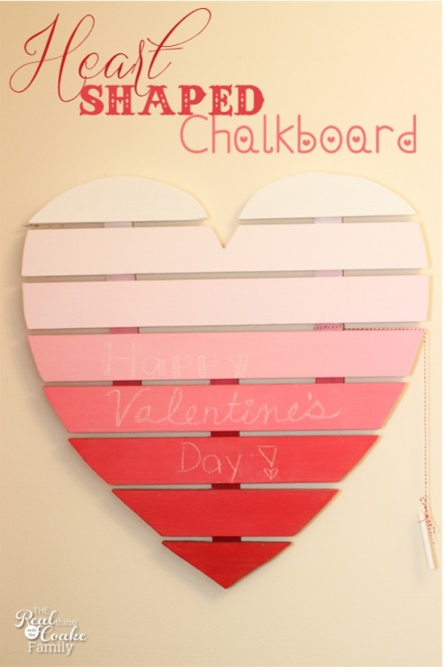 DIY Valentine craft to make a heart shaped chalkboard using chalkboard paint. #ChalkboardPaint #ValentinesDay