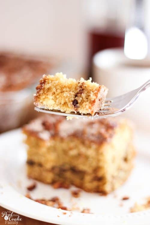 Such a delicious sour cream coffee cake recipe! It is super easy and it the perfect sweet weekend breakfast idea. It works well to make ahead for special events as well. Yum!