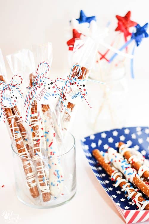 Love 4th of July recipes like this. Easy recipe for yummy food. Perfect dessert or snack on the 4th!