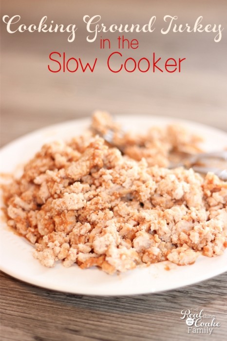 The quick and easy way to cook with ground turkey in the slow cooker. No pre-cooking necessary. Love this! #Turkey #SlowCooker #Tips #Recipe #RealCoake