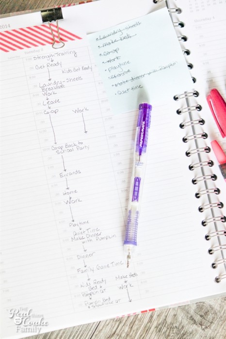 Help tame the back to school craziness with these great back to school organization tips and ideas for busy moms! #BTS #Organization #organize #Organizing #ad #InspireStudents #TeachersChangeLives #PMedia #BusyMoms