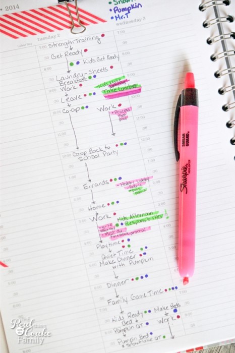 Help tame the back to school craziness with these great back to school organization tips and ideas for busy moms! #BTS #Organization #organize #Organizing #ad #InspireStudents #TeachersChangeLives #PMedia #BusyMoms