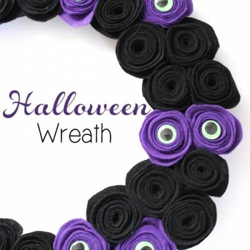 More Halloween Crafts – Make a Spooky Halloween Wreath