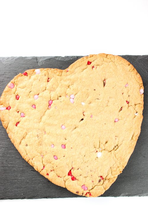 Yummy recipe to make easy chocolate chip cookies in heart shapes. These would be perfect Valentine's gift ideas for friends, kids, teens or my husband. 