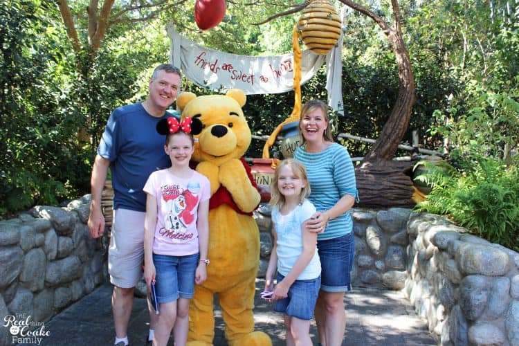 This Family Road Trip is amazing! It has great things to do with the kids and the whole family in Southern California (with lots of Disney info.) Perfect for our next trip.