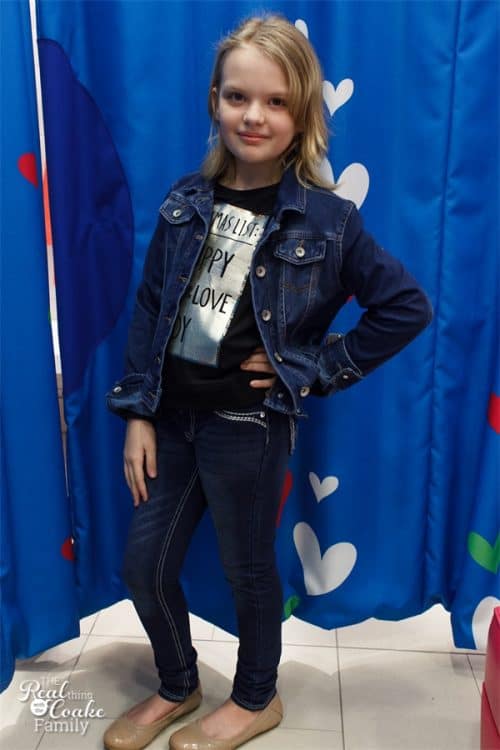 Great ideas for stylish tween and teen winter fashion. Fun with Kids fashion. 