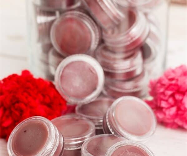 How to Make Lip Balm ~ A Fun Activity to do with Your Kids