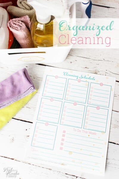 I love simple organization ideas like this easy way to organize Cleaning. Perfect printable for spring cleaning and keeping up with the cleaning all year.