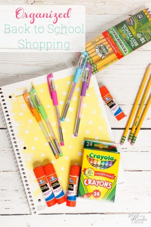 Such a great way for organizing the Back to School supplies shopping! Free printable list so I get the essentials and learn and ways to save time, money and my sanity.