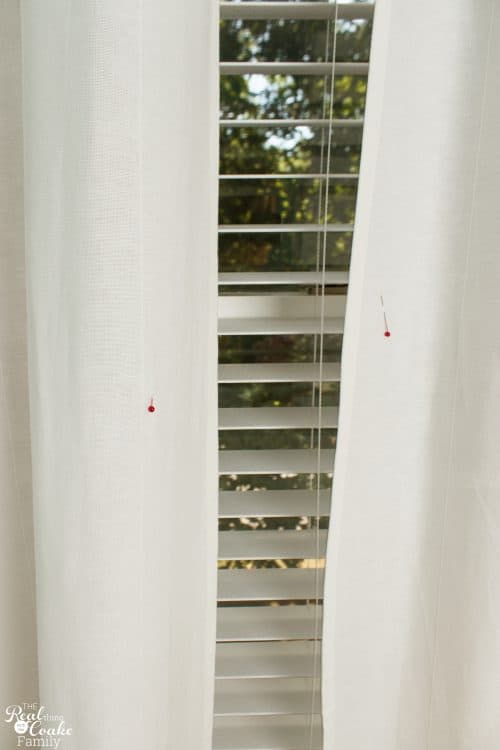 These are such cute DIY Curtains for a girls bedroom. I love the painted scalloped edge. 