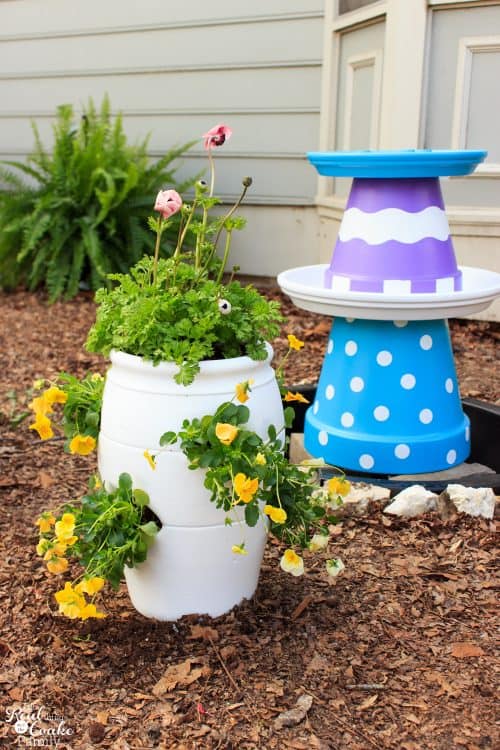 Great outdoor water feature idea for the yard. Love the colors and whimsy of this DIY small water fountain that can also be a bird bath