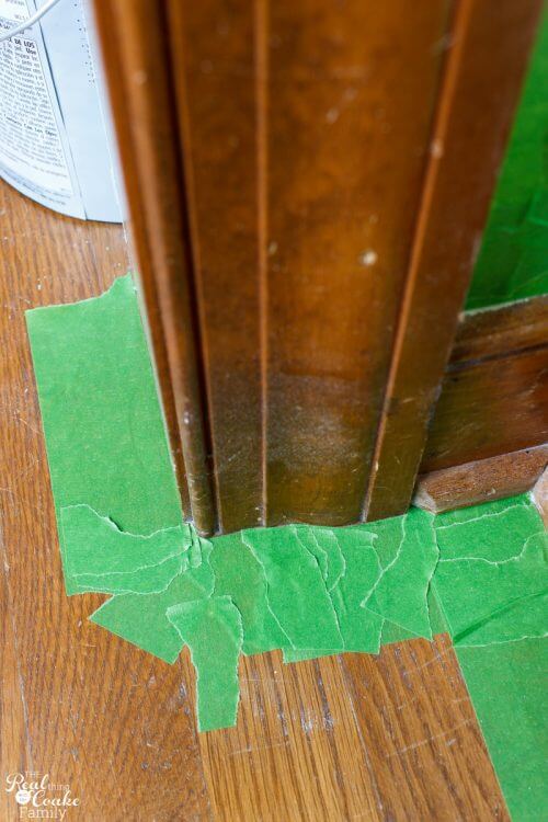 Such a great guide on how to paint trim! It goes step by step on how to complete this simple DIY and make pretty changes in my home decor. 