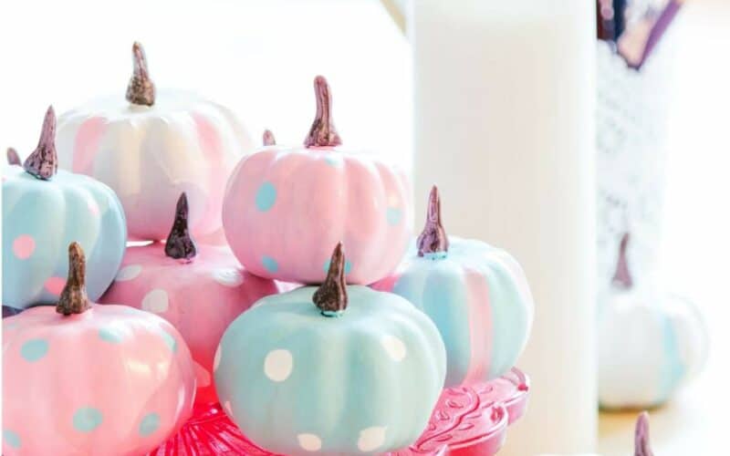 3 Easy Steps to Craft Bliss with these Pumpkin Painting Ideas